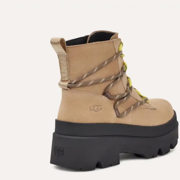 UGG Brisbane Lace-up Waterproof Boot new - Picture 9 of 10